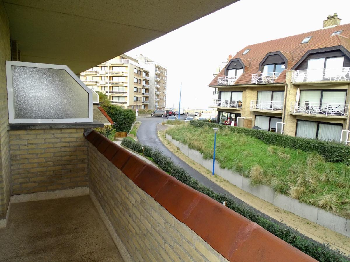 Seastar Apartment Sint-Idesbald Bagian luar foto